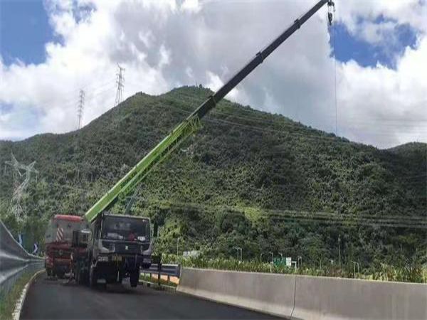 枣阳市吊车租赁公司_吊车的使用应该注意润滑油的使用